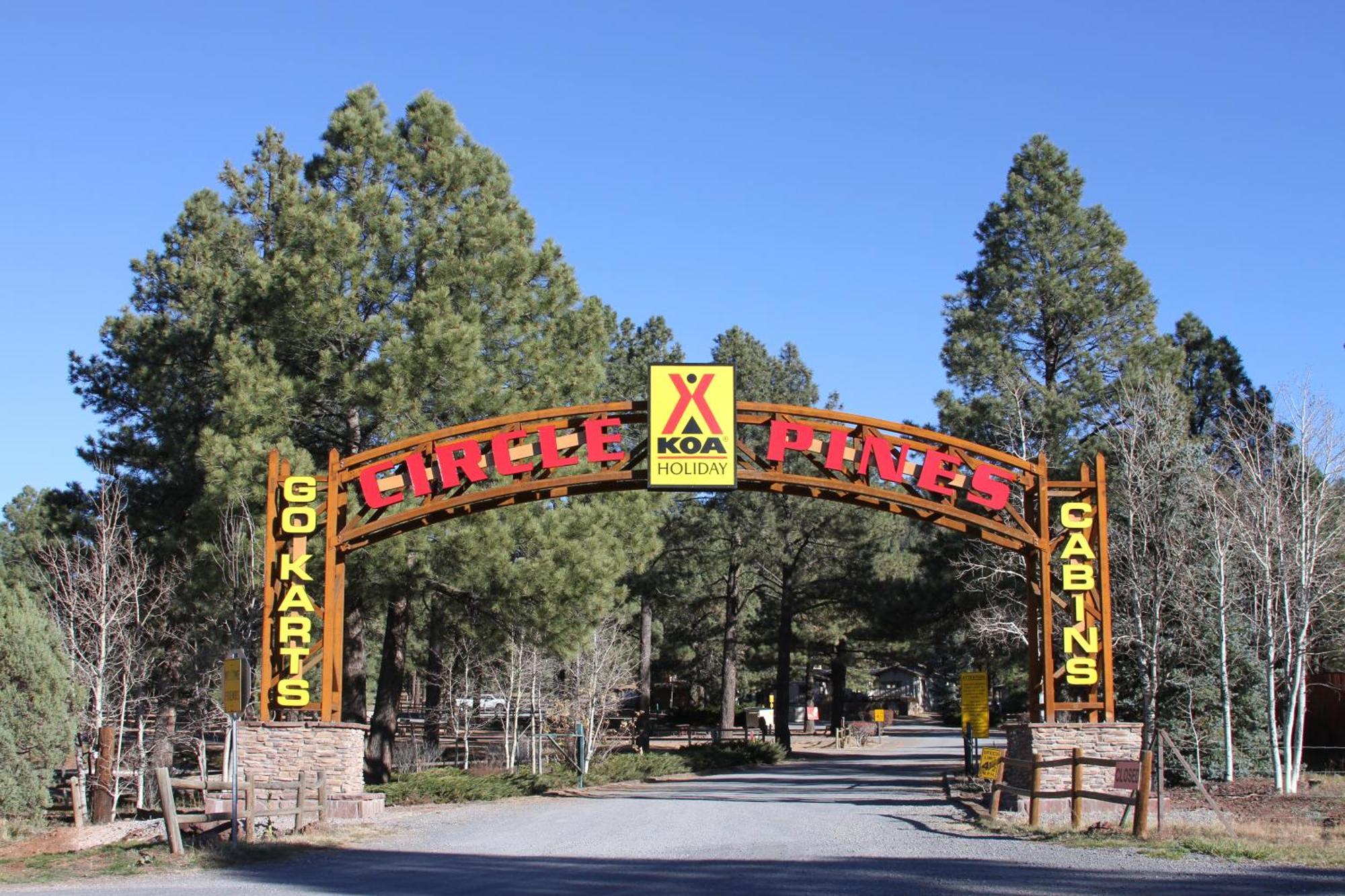 Super 8 By Wyndham Williams West Route 66 - Grand Canyon Area Экстерьер фото